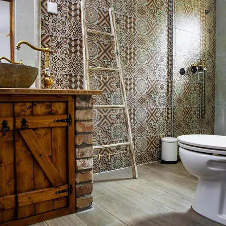 Kata Apartament Szanda